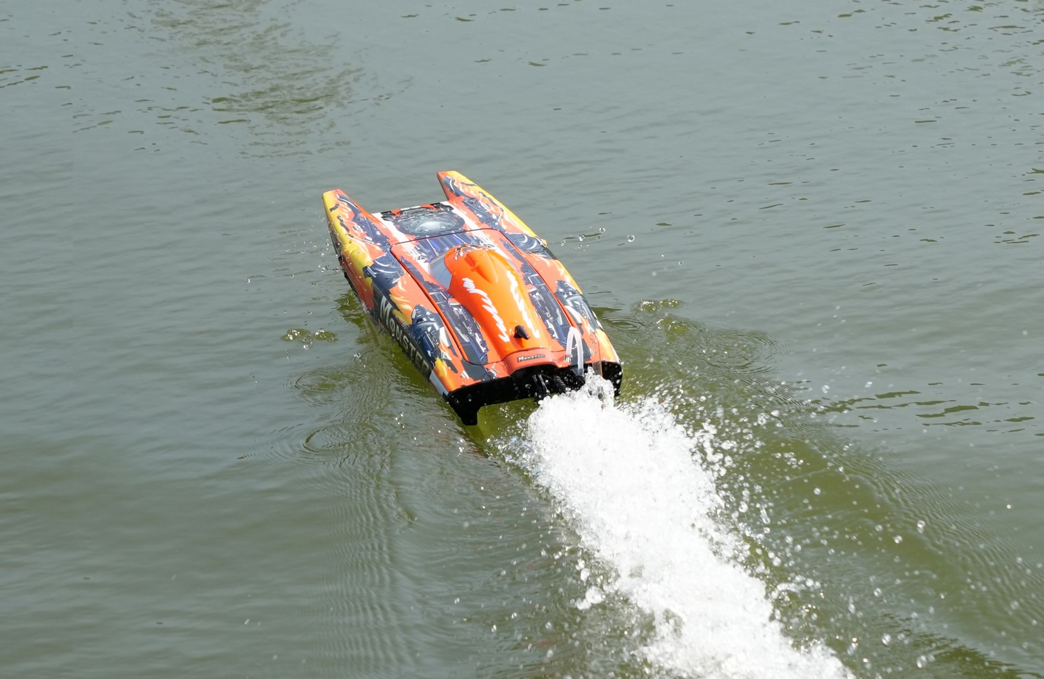 Joysway bateau Monster brushless catamaran 570mm RTR - JW8654-RTR