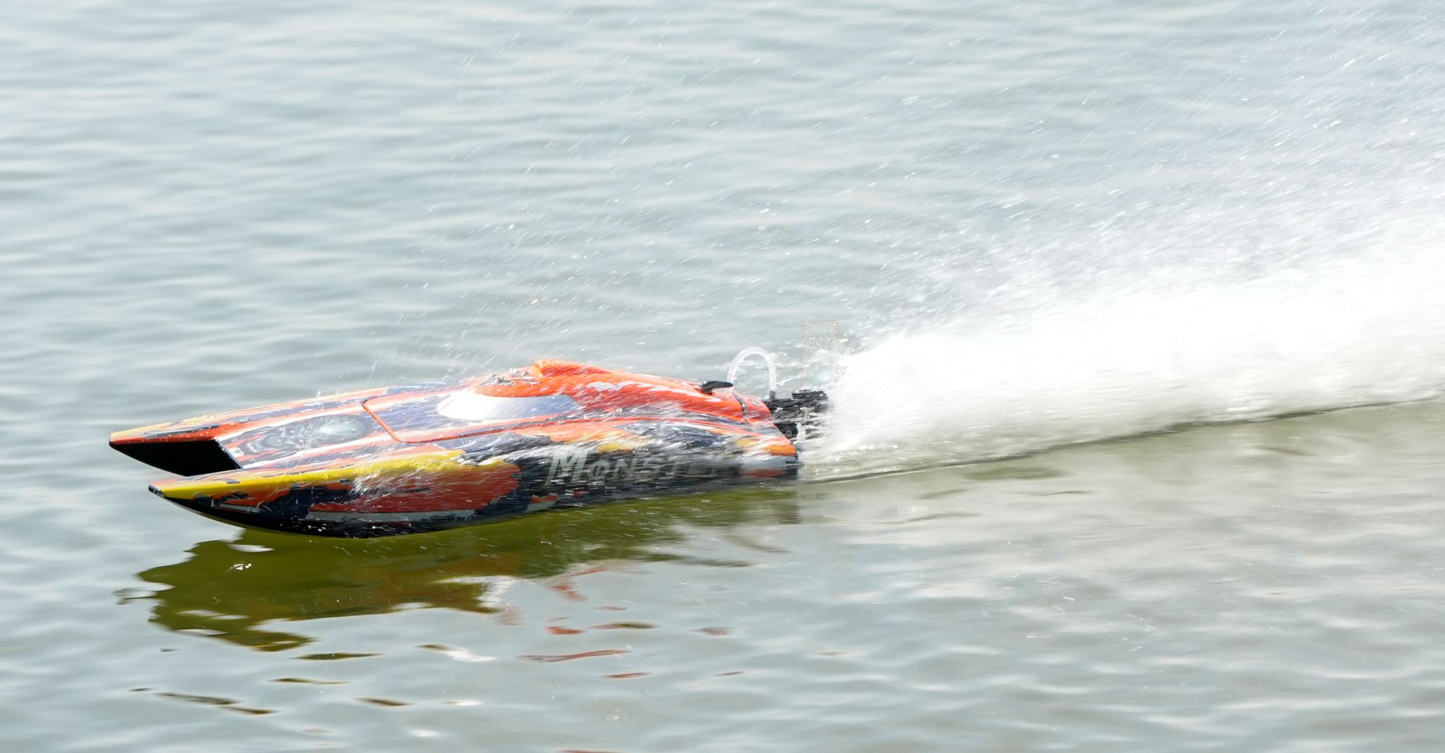 Joysway bateau Monster brushless catamaran 570mm RTR - JW8654-RTR