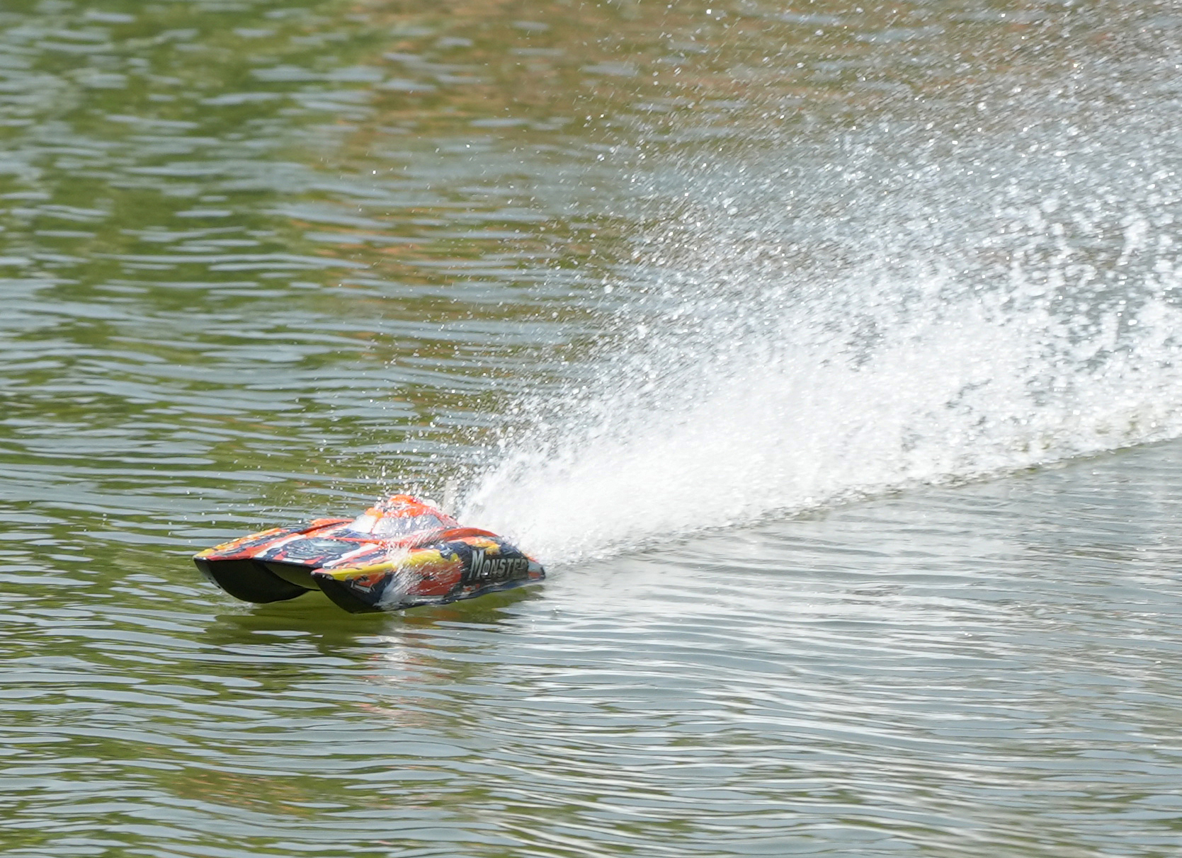 Joysway bateau Monster brushless catamaran 570mm RTR - JW8654-RTR